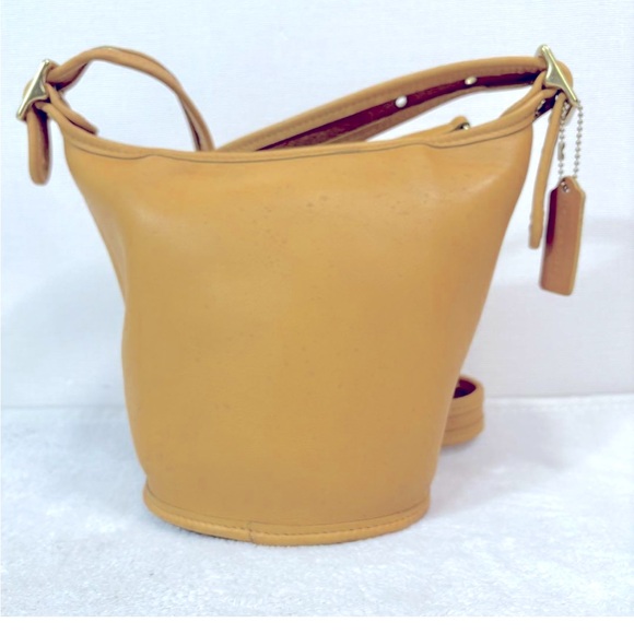 HTF VTG Rare Coach Vintage Legacy Yellow Bleeker Bag - Picture 1 of 1